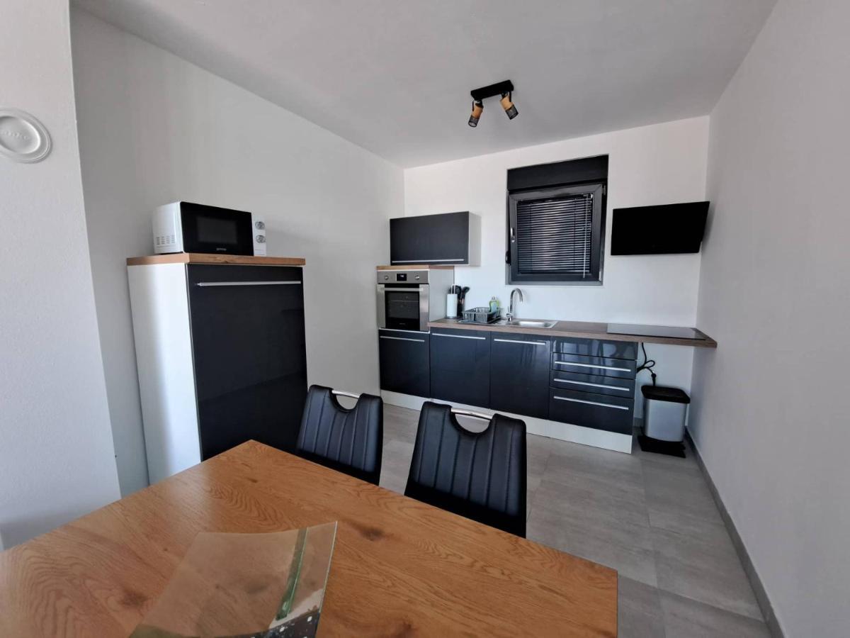 Leptiric Apartment *